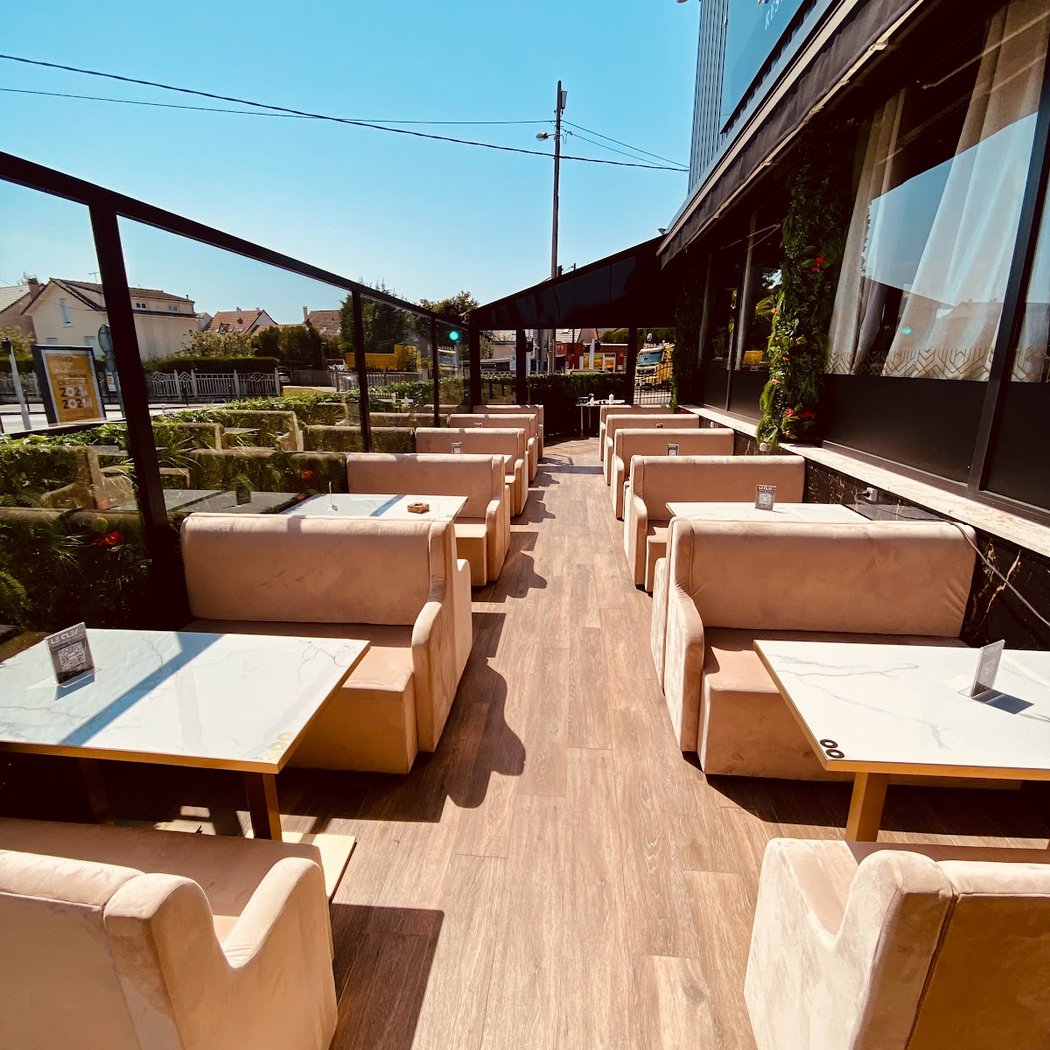 Le Cley Lounge Restaurant 2